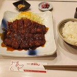 名古屋名物 みそかつ 矢場とん - 
