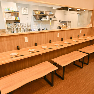 ゆったり過ごせる和モダン空間。デートや女子会にもおすすめ