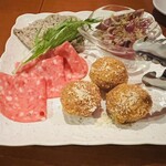 ワイン食堂アレコレ - 