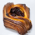 ブーランジェリー スドウ - 2025.10 ダークチェリーのデニッシュ（464円）