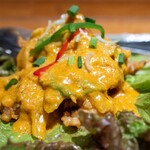 サイアムセラドン - 2025.10 プーニム・パッ・ポン・カリー（1,800円）ソフトシェルクラブのふんわり玉子カレー炒め