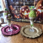 カフェ・ド・リオン パレット - 葡萄2780円とシャインマスカット3080円