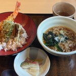 そば吟 - 海老天丼とそばのセット
