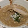 やさしい、とんこつ 麺 かまくら 