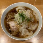 町中華 さしろく - さしろくワンタンメン1400円