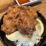 元祖熟成細麺　香来 壬生本店 - 唐揚げ3個460円。一個がデカいです！！美味しいよ！