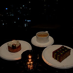 Hills House Dining 33 Pâtisserie à la Maison - 