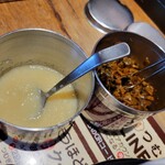 純米濃厚味噌ラーメン つむぎ - ｢辛子高菜&にんにく｣！