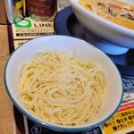 純米濃厚味噌ラーメン つむぎ - ｢替え玉｣(1玉)サービス！
