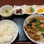 健康中華 青蓮 日吉店 - 