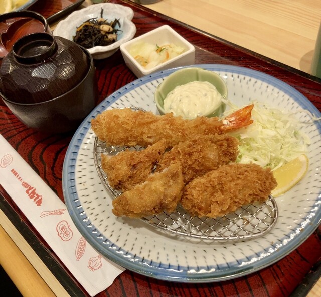 和食レストランとんでん 苫小牧店 - 青葉（ファミレス）の写真