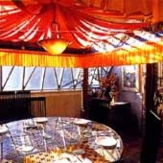 コース料理でご利用の場合はルームチャージはかかりません。