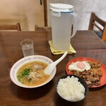 孫悟空  - 料理写真:日替り定食(豚焼肉&ラーメン)(750円)