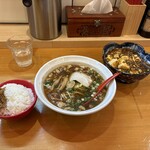 西華園 - 料理写真:日替り定食(尾道ラーメン、麻婆豆腐、ご飯)