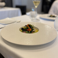 RISPETTO - 前菜　長井港産“さかな人”の活け神経締めキハダマグロ 菜園風