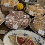 焼き菓子と紅茶のお店 グルニエ - 