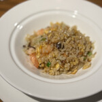 重慶飯店 - アワビ・ホタテ・エビ入りチャーハン