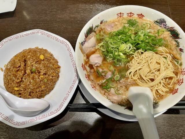 Rairai Tei Shinborikawa Ten