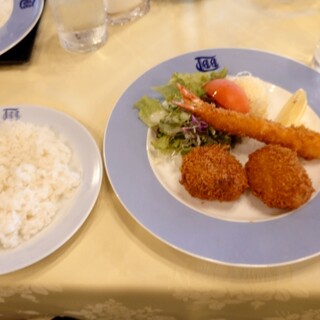 鷹之台カンツリー倶楽部_1