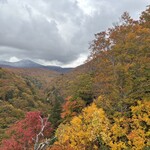 八甲田そば処きこり - 10月23日の暦は霜降だった！八甲田連峰に雪が！今年の初雪らしいぞ！