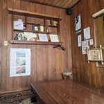 美のり - 落ち着く空間でした。U字工事のサインもありました