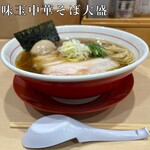麺屋 えぐち - バラ焼豚2枚、ロース焼豚2枚、味玉1個、海苔1枚、メンマ、葱(白・青)