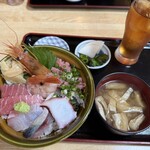 ♪海鮮丼 ¥1000 大盛¥100
