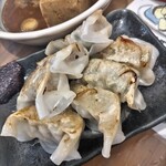 餃子のネオ大衆酒場 ニューカムラ - 