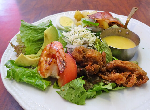 Royal Host Higashitenma Ten photo 5