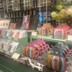 TOOTH TOOTH BISTRO & CAFE - 