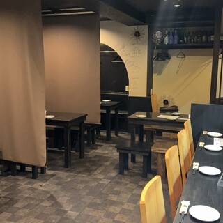 アットホームで居心地の良い店内◆気軽なお食事から各種宴会にも