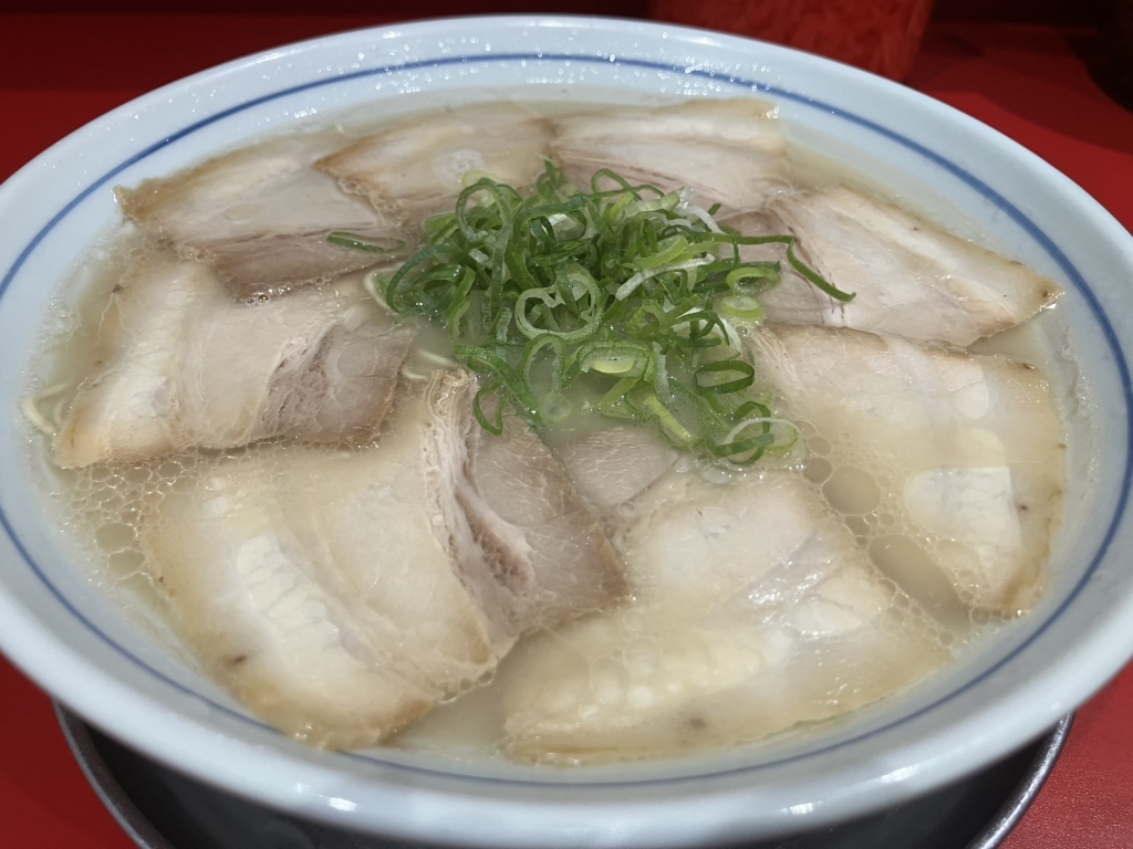 写真 : 本場博多ラーメン せまかっちゃん - 神田/ラーメン | 食べログ