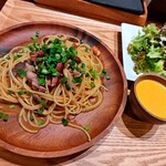 Delicatessen & Cafe ONU - 