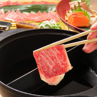 海鮮以外にもキメ細かい肉質のA5黒毛和牛をご堪能下さい♪