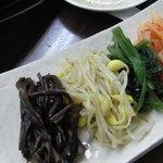 元祖ちぢみの王様 - ナムル盛り合わせ