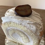 ティーズミヤビ - 栗のロールケーキ