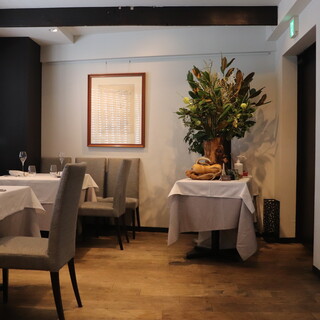 メインダイニング