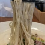 鶏×麦 らら - 麺は定番の自家製細麺！！　このスープの絡み！！