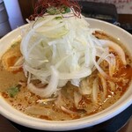 ラーメン南の - 背脂担々麺玉ねぎトッピング