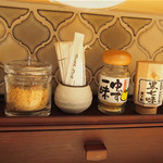 麺屋ぬかじ - 魚粉など