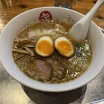 中華そば まるき - 料理写真: