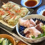 浅草 三ちゃん横丁 - タコぶつとちくわ磯辺揚げ