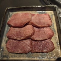 焼肉 展 - 