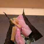 伊勢前寿し 神貫 - 巻き寿司　伊勢とろたく巻き