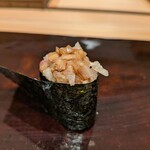 伊勢前寿し 神貫 - 伊勢なめろう　伊勢たくあん？がポリポリした食感で美味しい♪