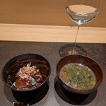 伊勢前寿し 神貫 - 神貫てこね寿司と、この日のお魚とあおさの自家製合わせ味噌汁
