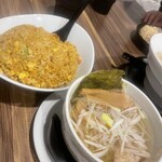 中華ダイニング 天山 - 