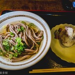 ヨコクラうどん -  冬限定 そばは食べる価値あり