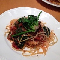 ヤマガタ サンダンデロ - ほうれんそうと牛肉のラグーパスタ