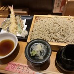 蕎麦きり みよた - 天ざる（大盛）